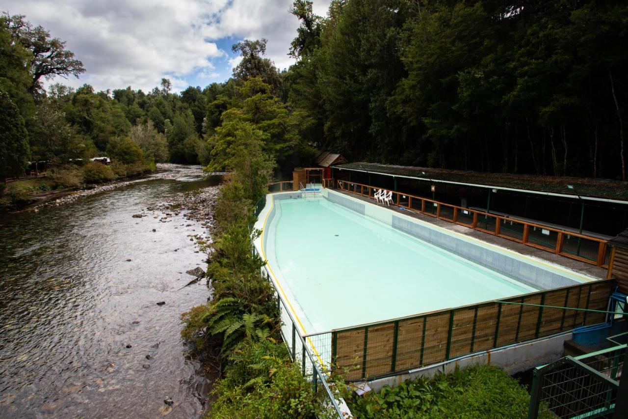 Termas De Aguas Calientes Villa ปูเยเกว ภายนอก รูปภาพ